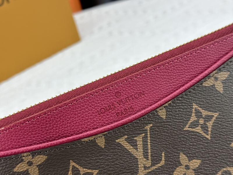 Louis Vuitton Clutch Bags